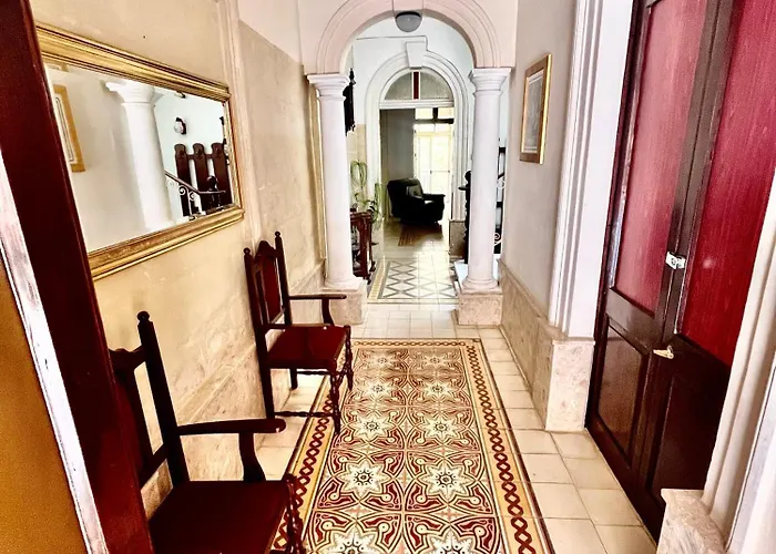 Triple In Beautiful Maltese Townhouse Vendégház